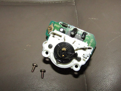 92 93 Lexus ES300 OEM Instrument Cluster Speed Meter Circuit Board Spindle