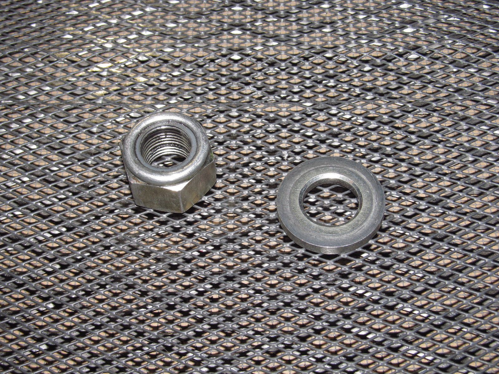 90 91 92 93 Mazda Miata OEM Differential Flange Mounting Nut