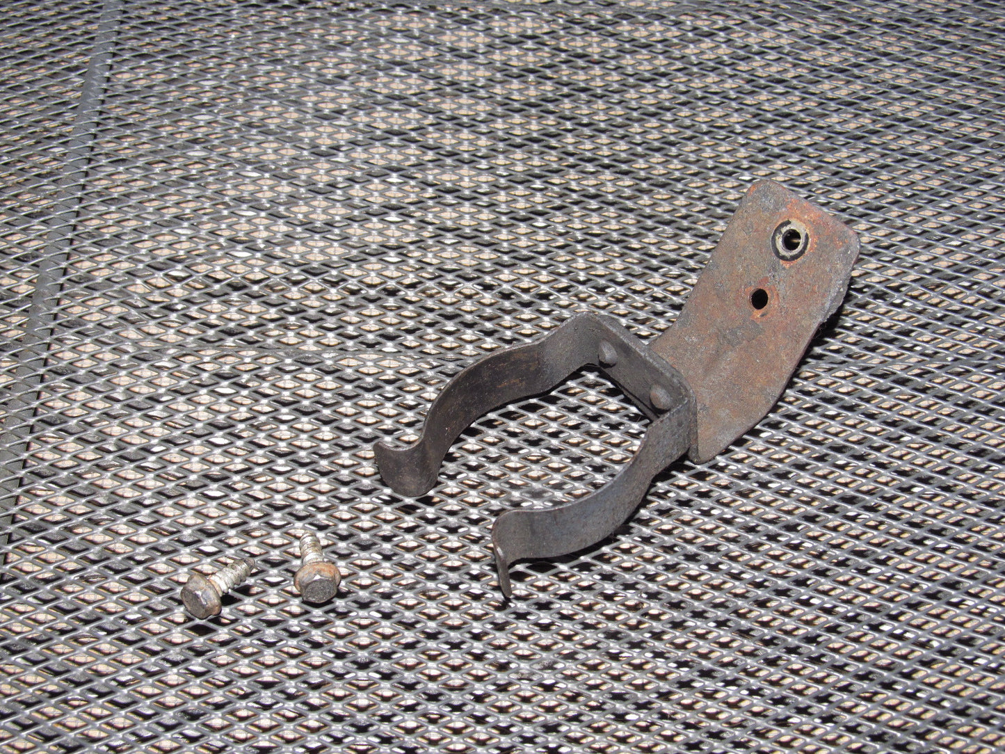 72 73 Datsun 240z OEM Fuel Filter Bracket