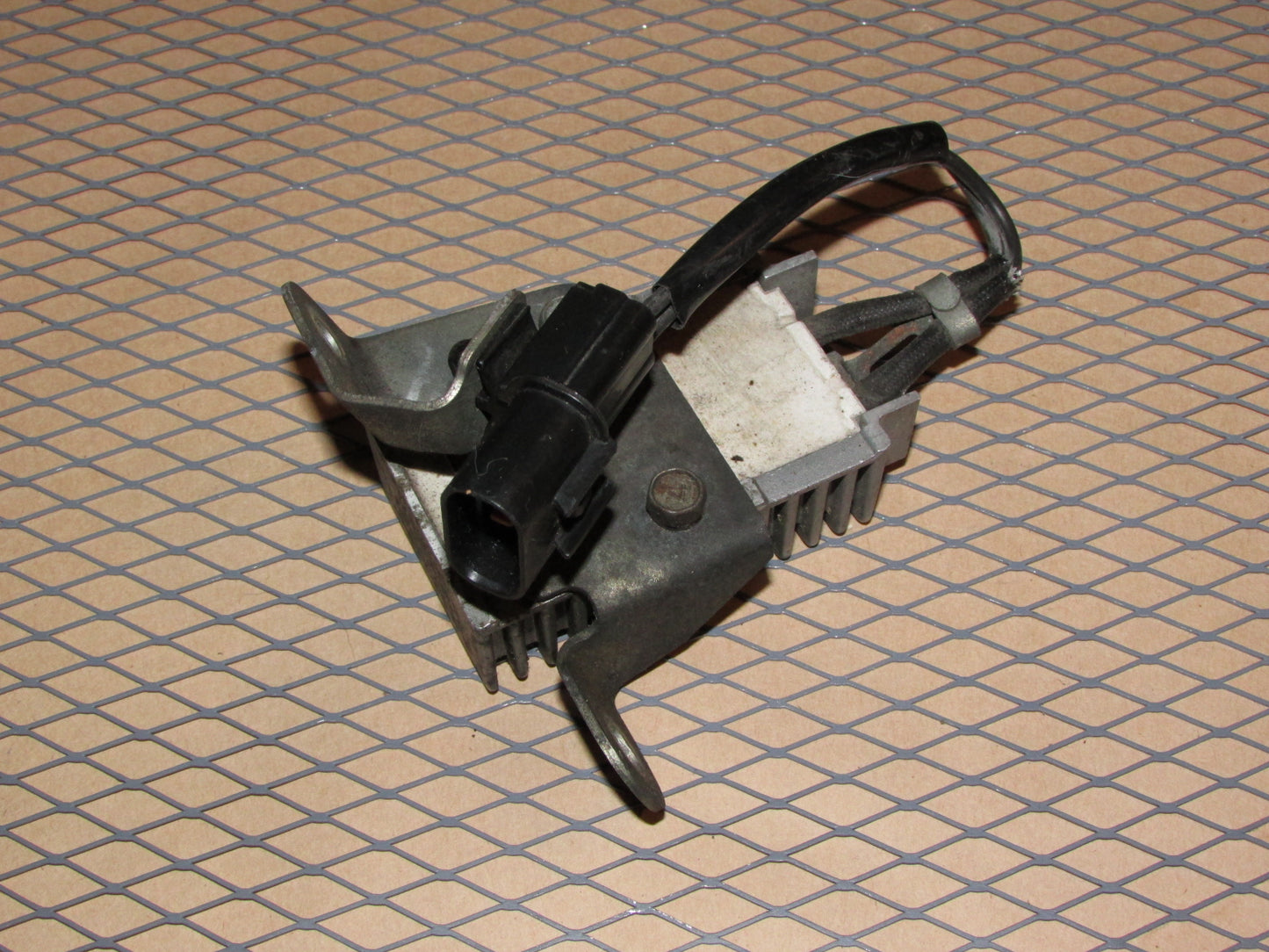08 09 10 11 12 13 14 15 Lancer Ralliart OEM Fuel Pump Resistor