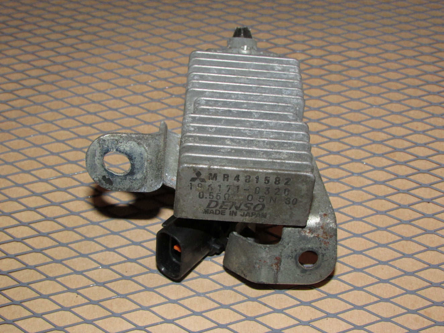 08 09 10 11 12 13 14 15 Lancer Evo X OEM Fuel Pump Resistor