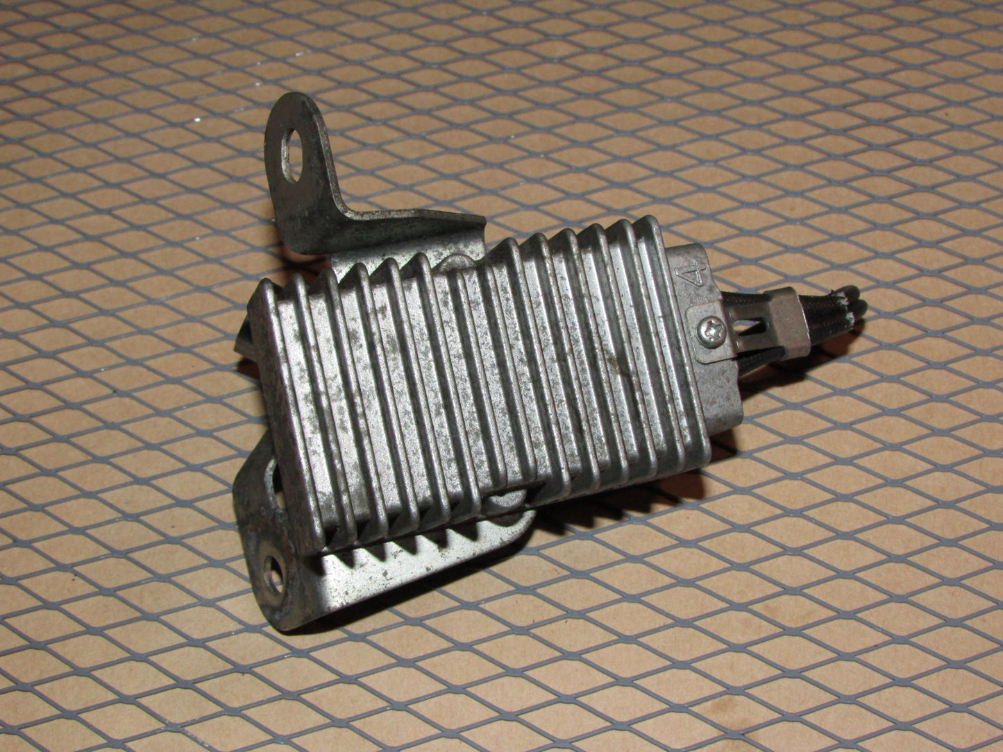 08 09 10 11 12 13 14 15 Lancer Evo X OEM Fuel Pump Resistor