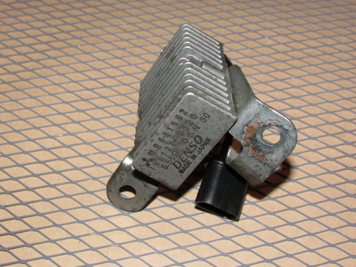 08 09 10 11 12 13 14 15 Lancer Evo X OEM Fuel Pump Resistor