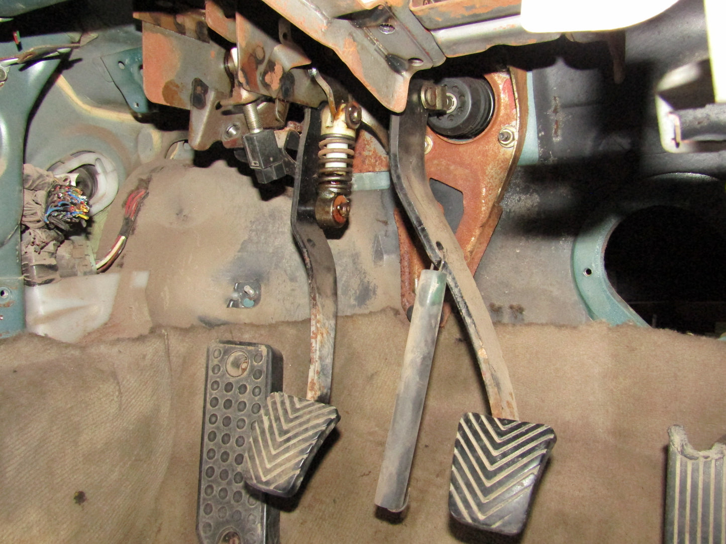 94 95 96 97 Mitsubishi 3000GT OEM Clutch Pedal Neutral Switch