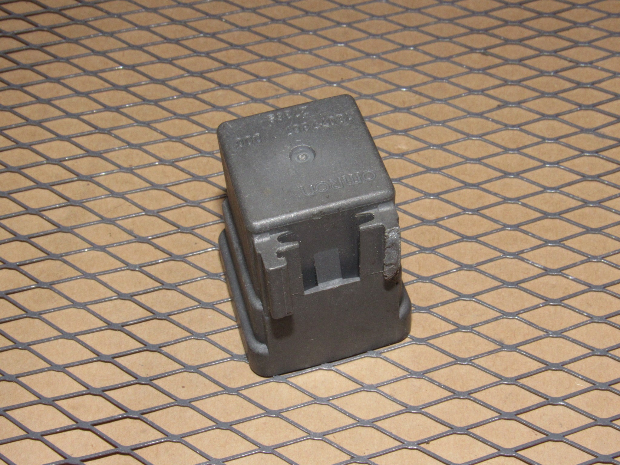 WMAutoPart Auxiliary Battery Relay 12077867 - Direct OE Replacement With Short-Circuit Protection