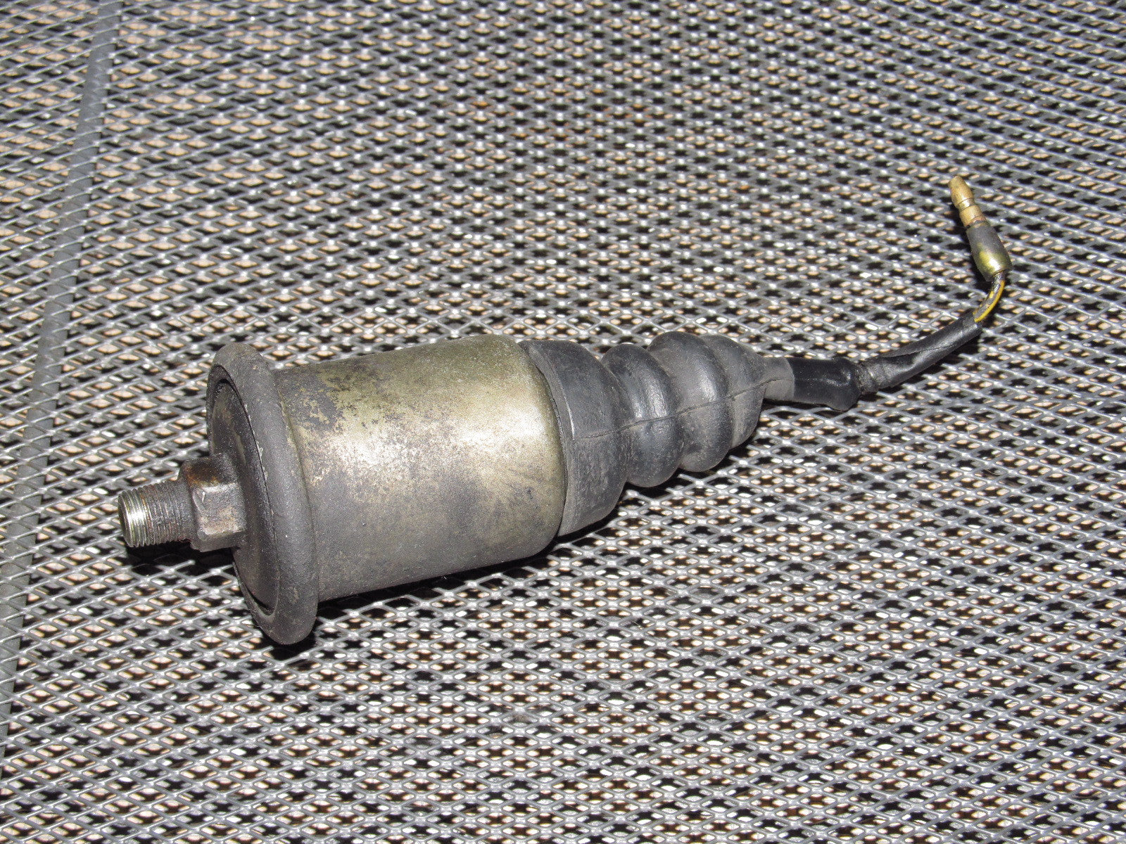 72 73 Datsun 240z OEM Oil Pressure Switch