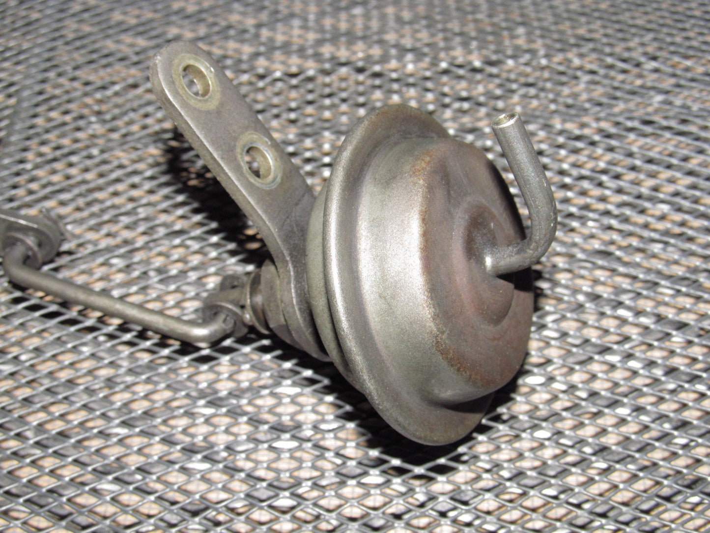 72 73 Datsun 240z OEM Carburetor Actuator Bell Crank
