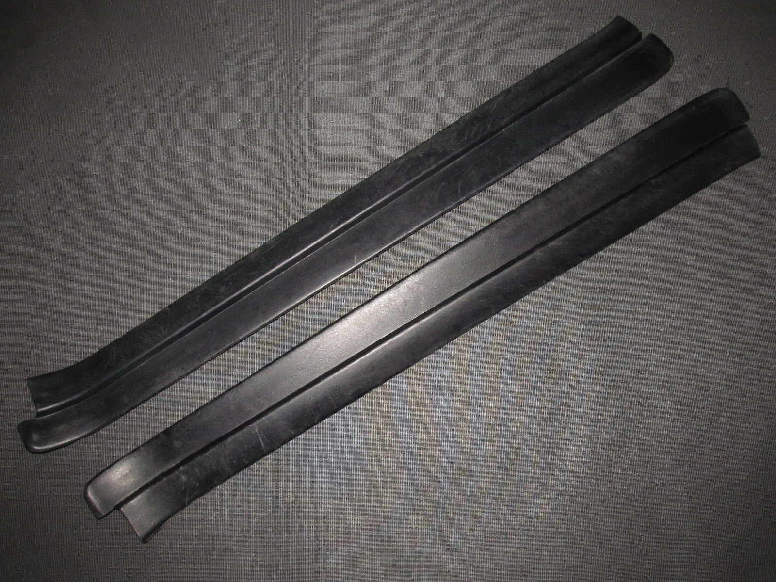 94 95 96 97 98 99 Toyota Celica OEM Door Sills Panel Cover