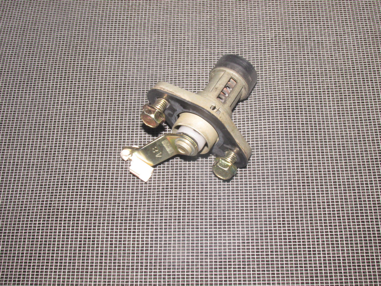 94 95 96 97 Mazda Miata OEM Trunk Lock with Key