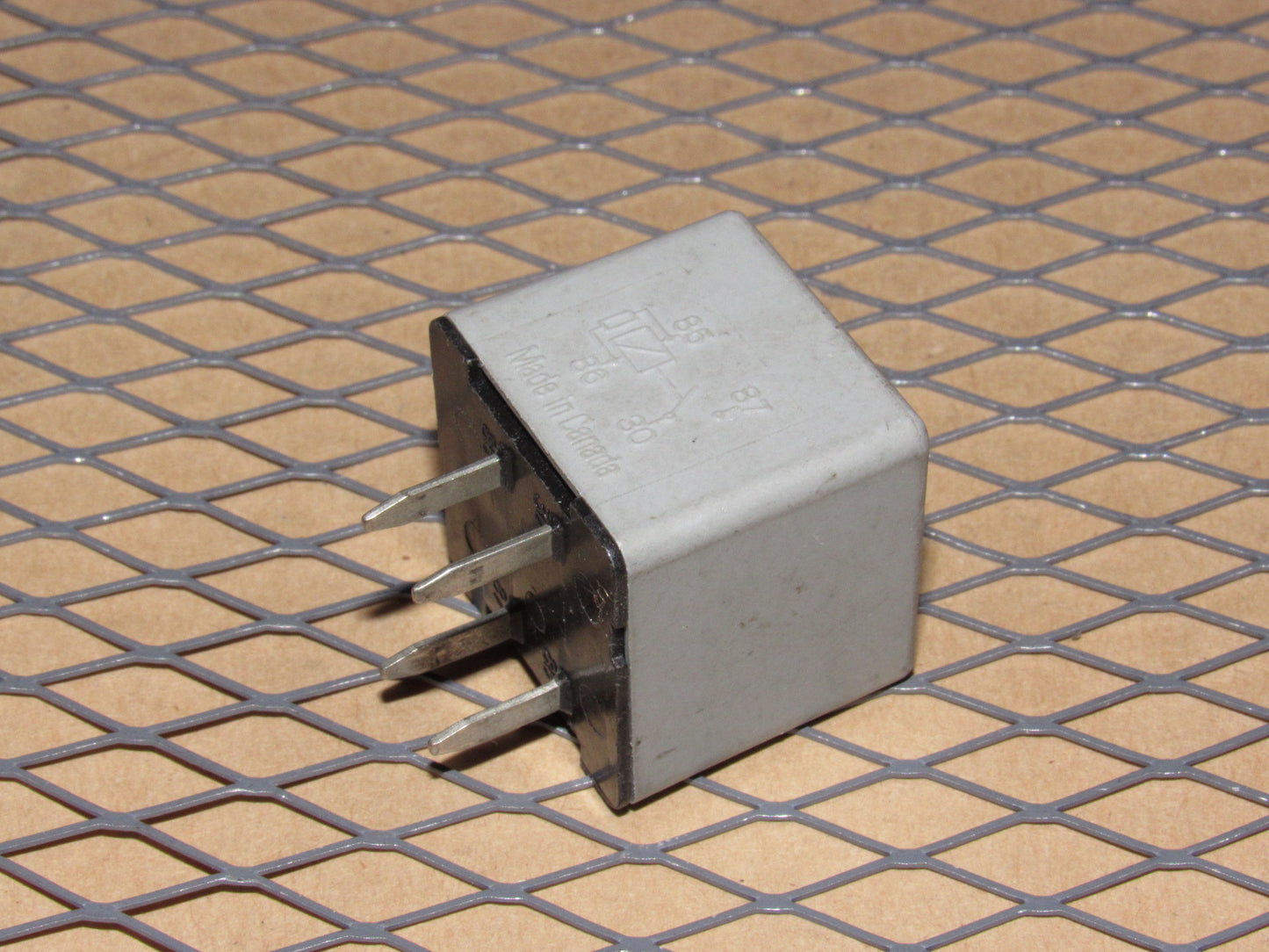 GM Relay 12135034 / GM ABS VI