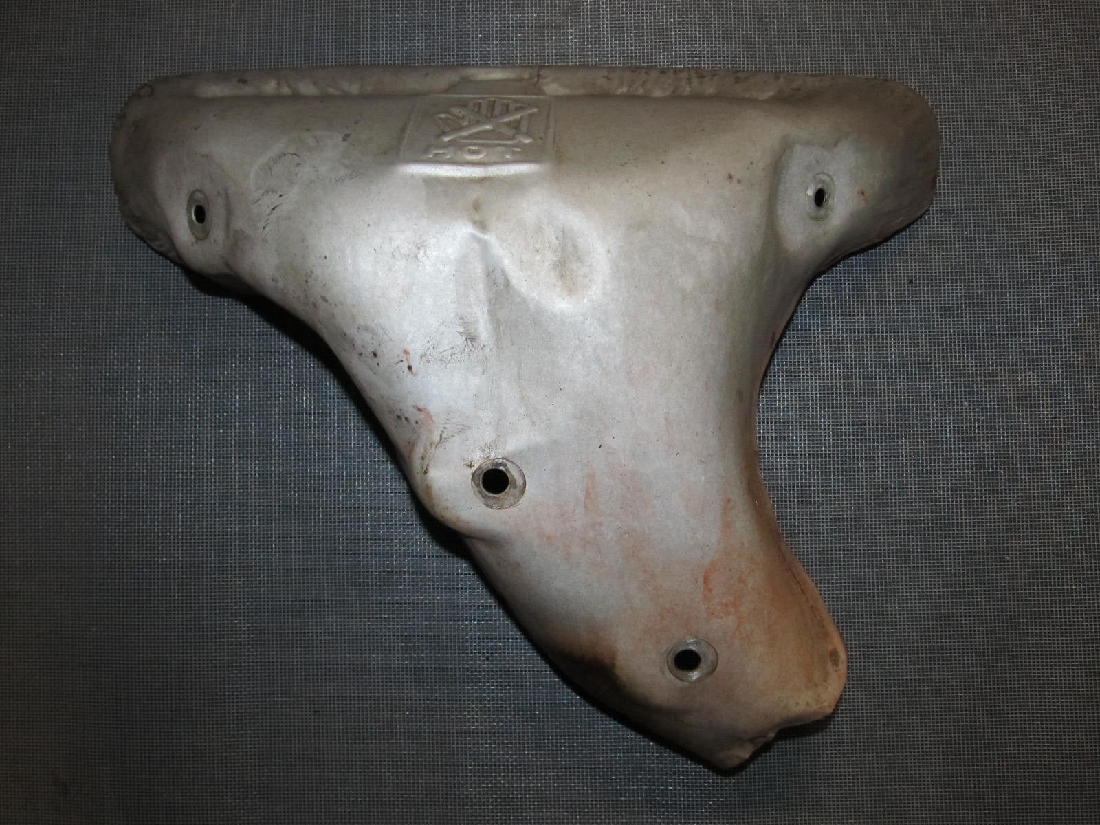 9093 Mazda Miata 1.6L OEM Exhaust Manifold Heat Shield