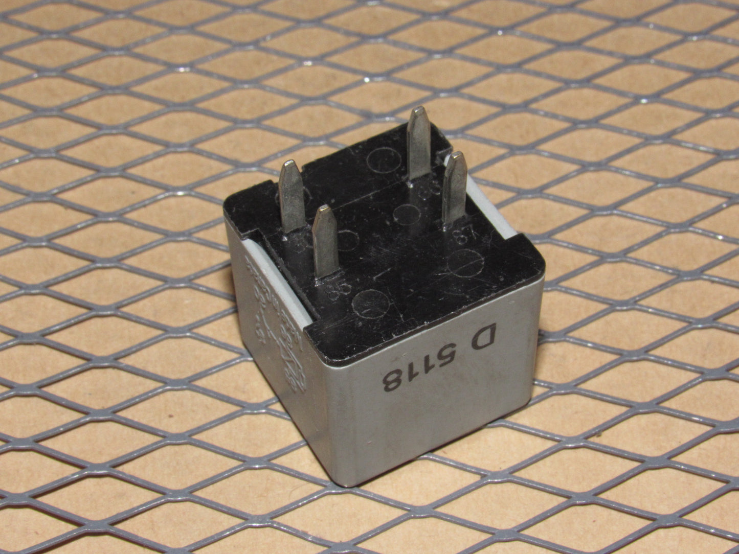 GM Relay 12135034 / GM ABS VI