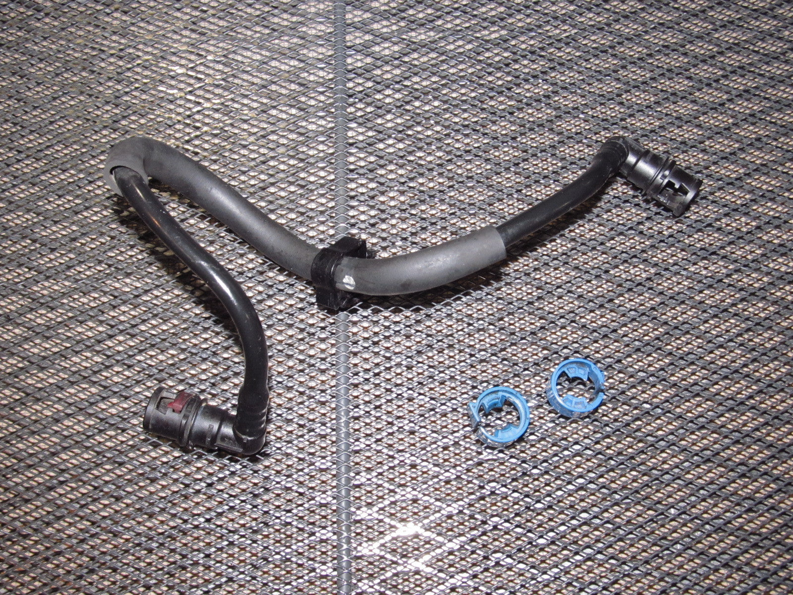04 05 06 07 08 Mazda RX8 OEM Intake Manifold Vacuum Line Fitting