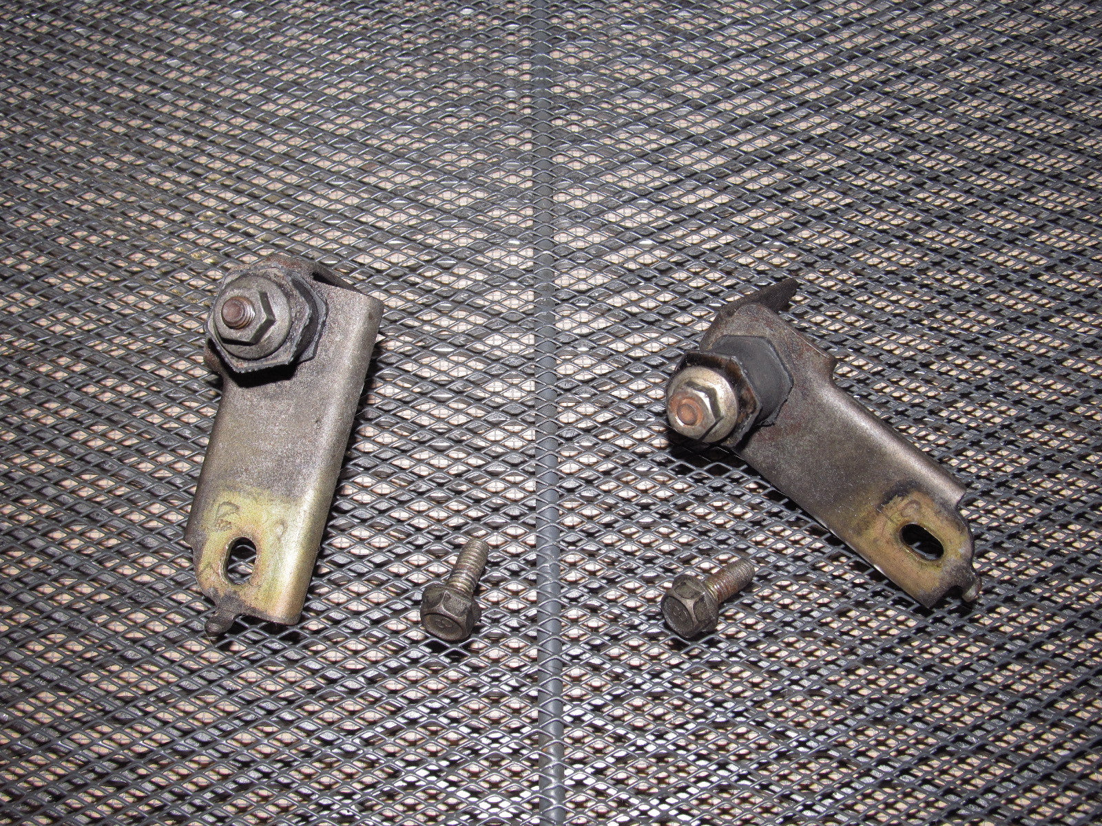 04 05 06 07 08 Mazda RX8 OEM Upper Radiator Bushing & Bracket