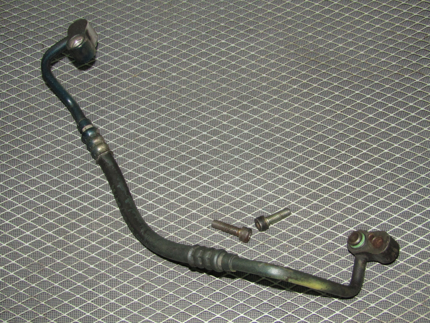 92 93 94 95 BMW 325 OEM A/C Fitting Hose