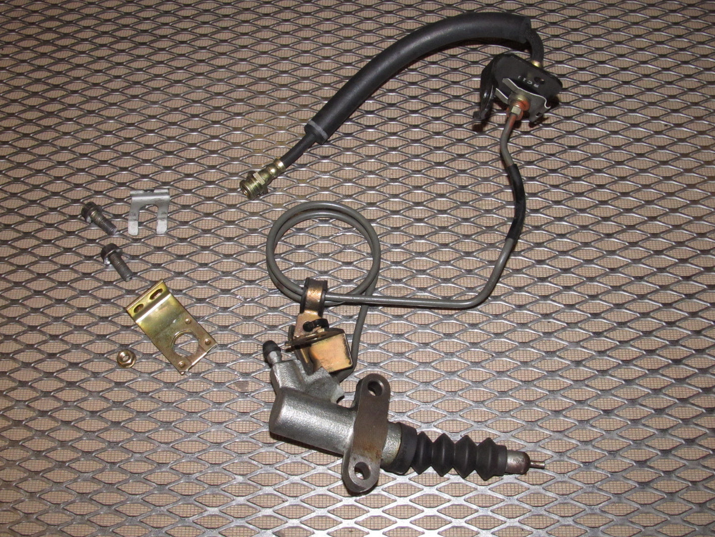 99 Mazda Miata OEM Clutch Slave Cylinder Assembly - 6spd