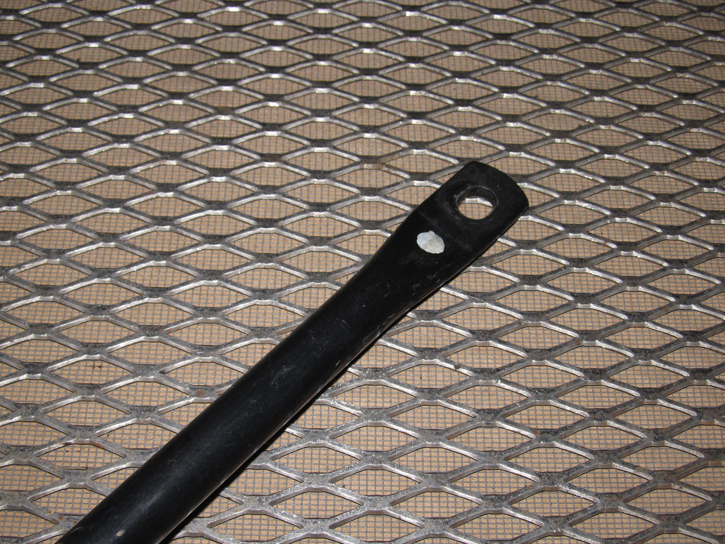 94 95 96 97 98 99 Toyota Celica OEM 2.2L Intake Manifold Bracket