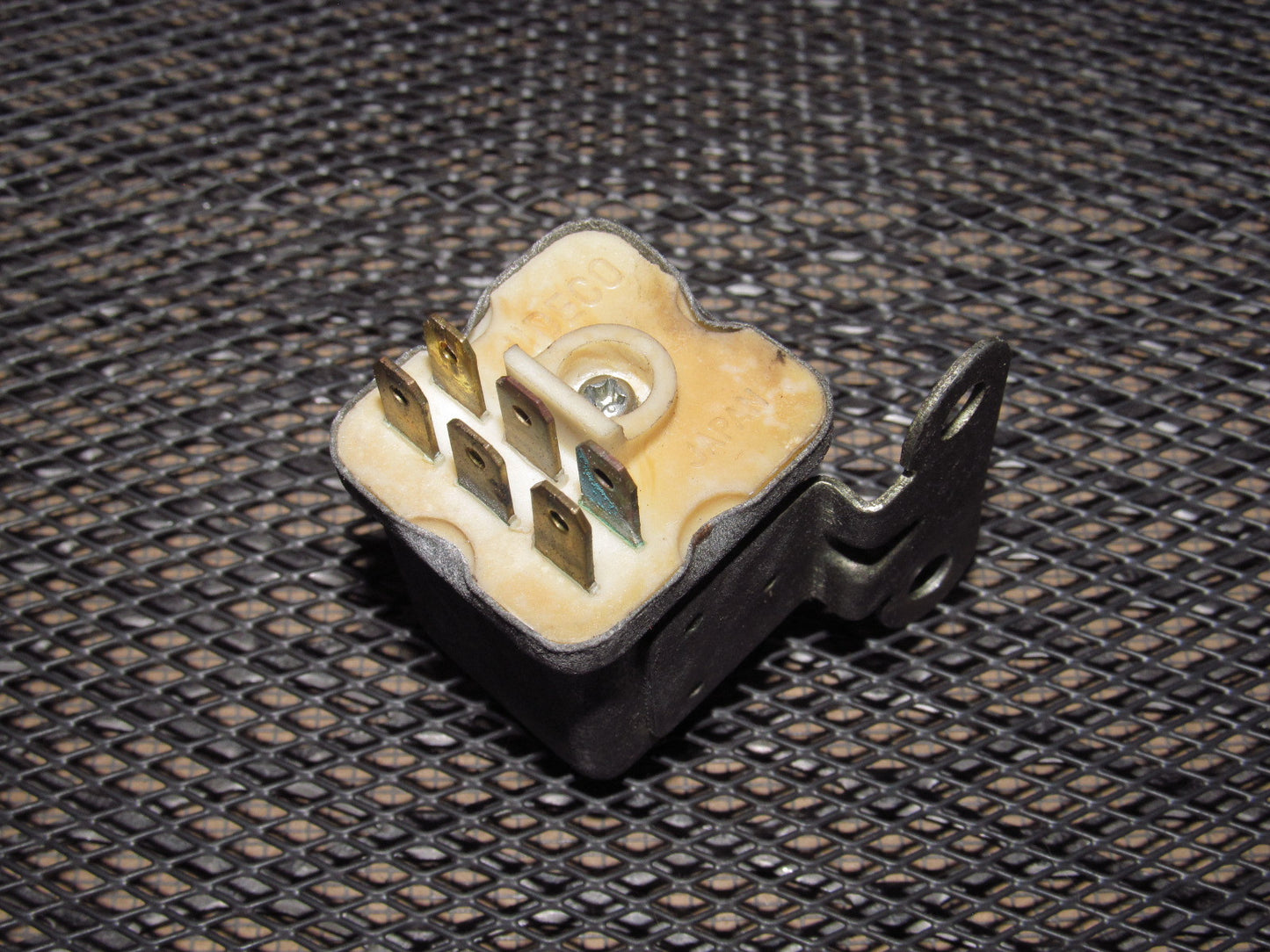 72 73 Datsun 240z OEM Relay - 25230 89915