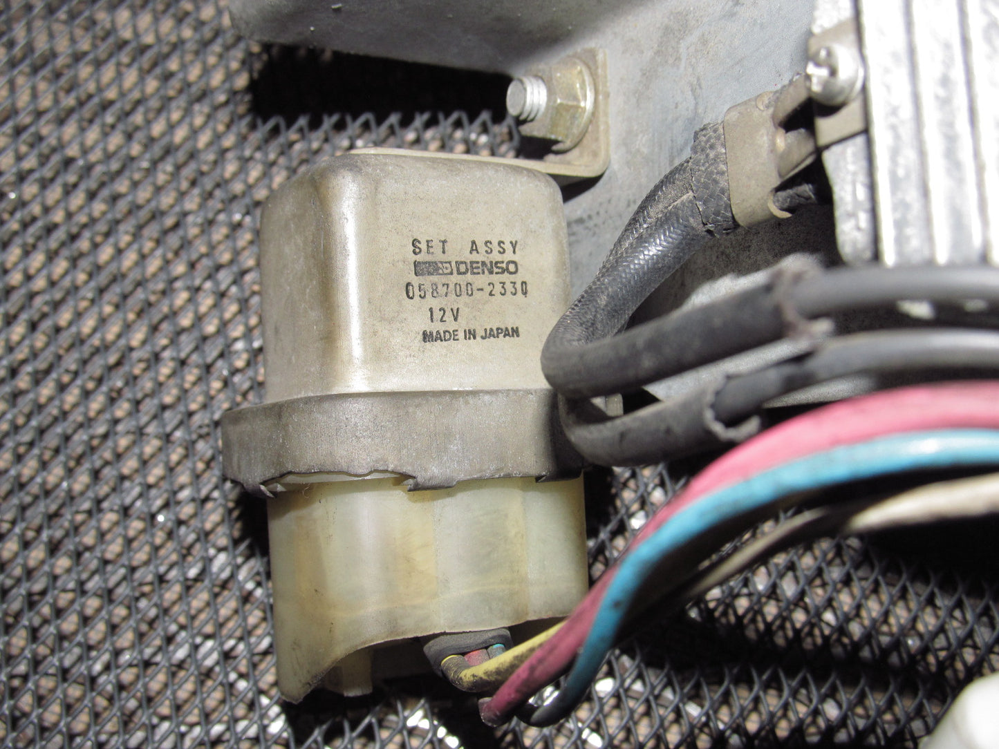 89 90 91 Mazda RX7 OEM Resistor & Relay - 056783-0020