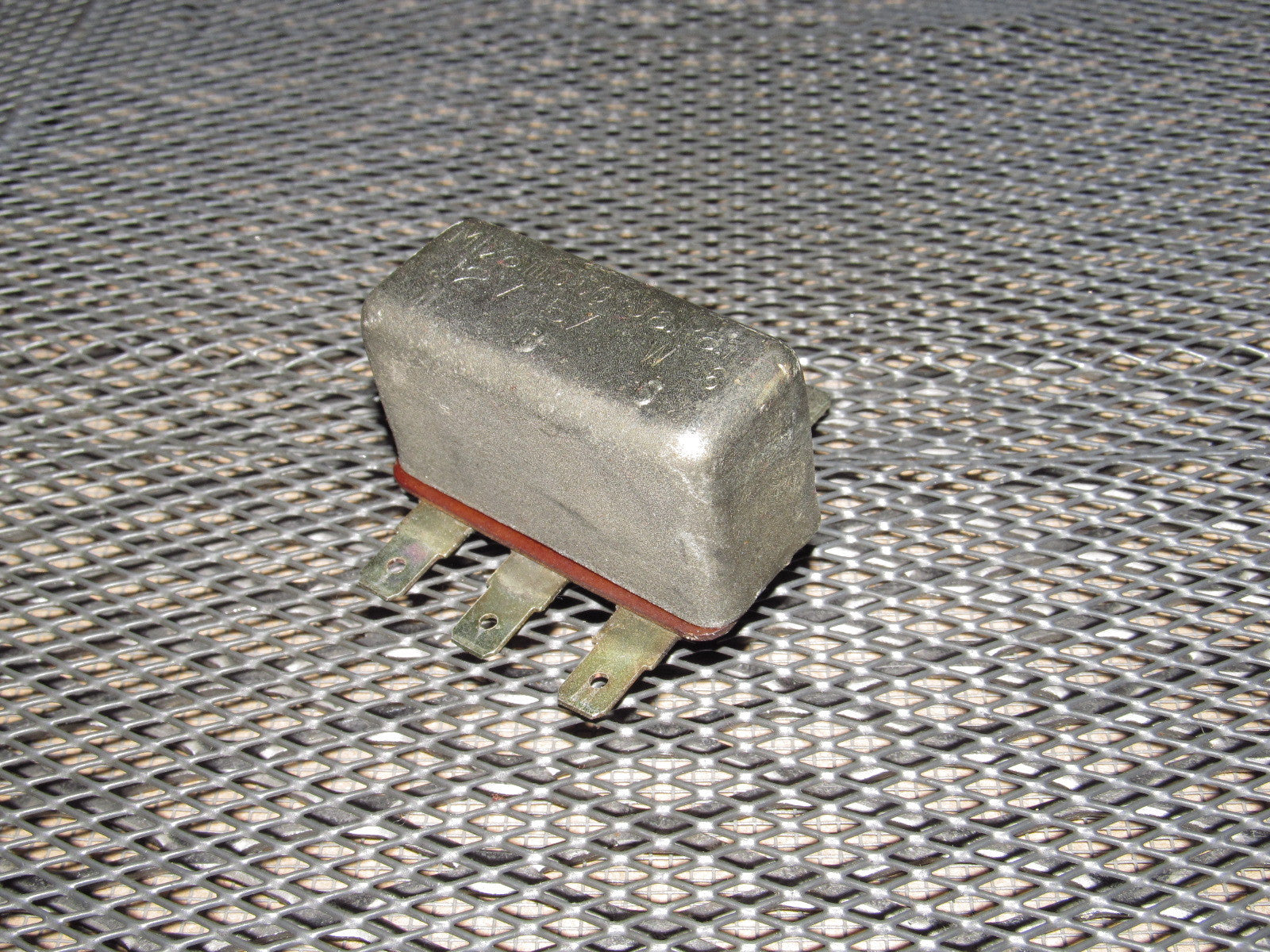 72 73 Datsun 240z OEM Relay - 12V 15A