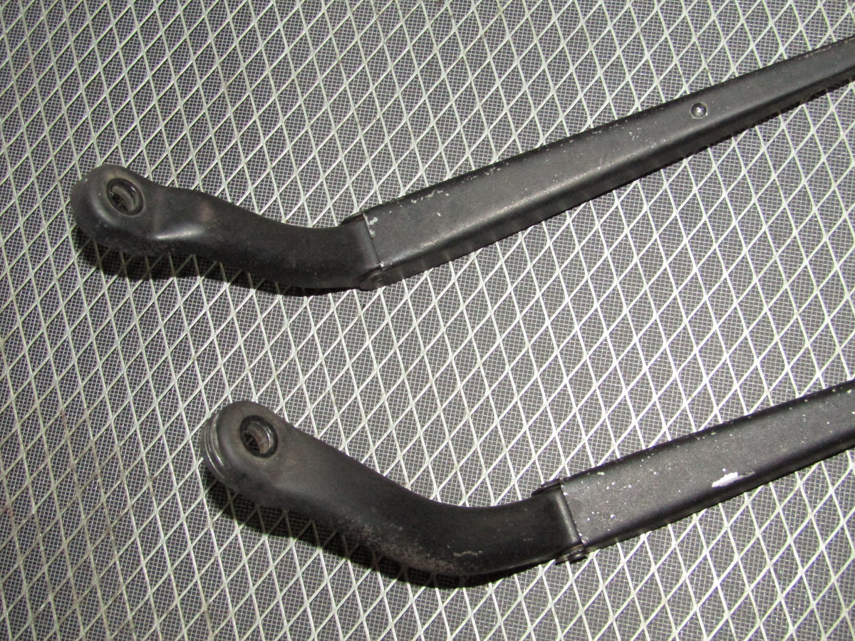 93 94 95 96 97 Honda Del Sol OEM Front Wiper Arm