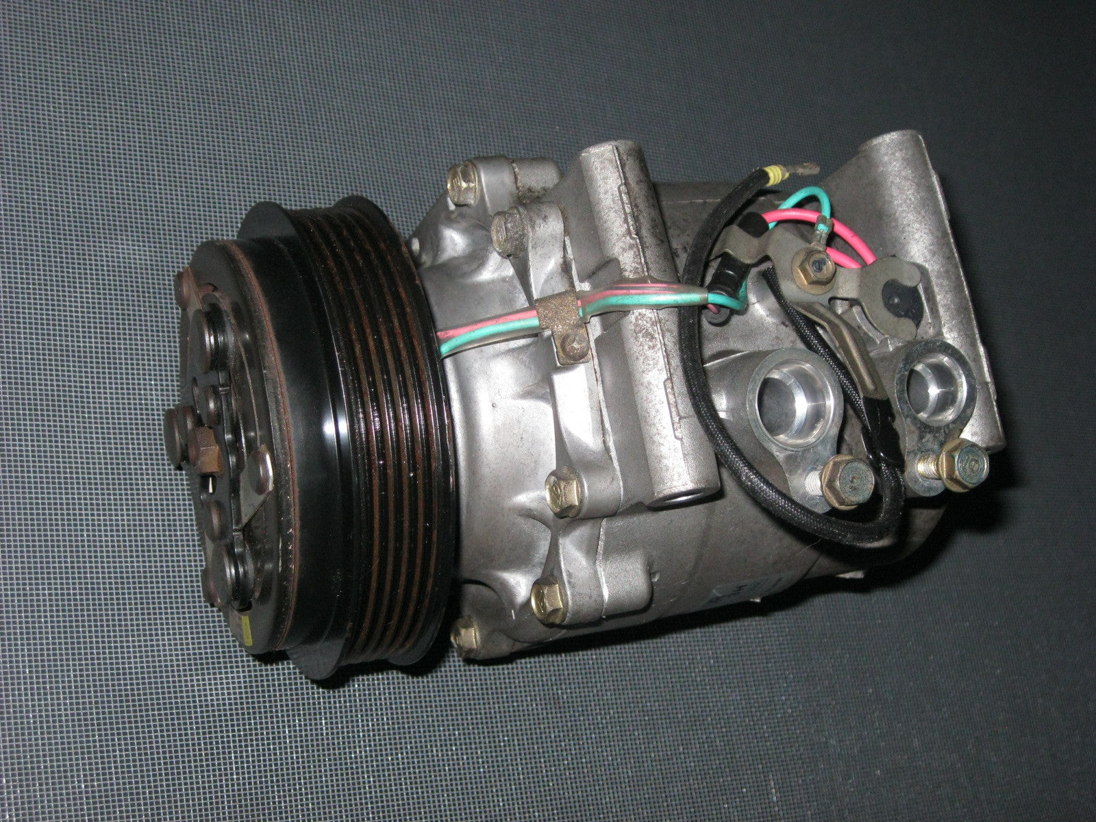 JDM 01-08 Honda Fit L13A i-Dsi A/C Compressor & Clutch