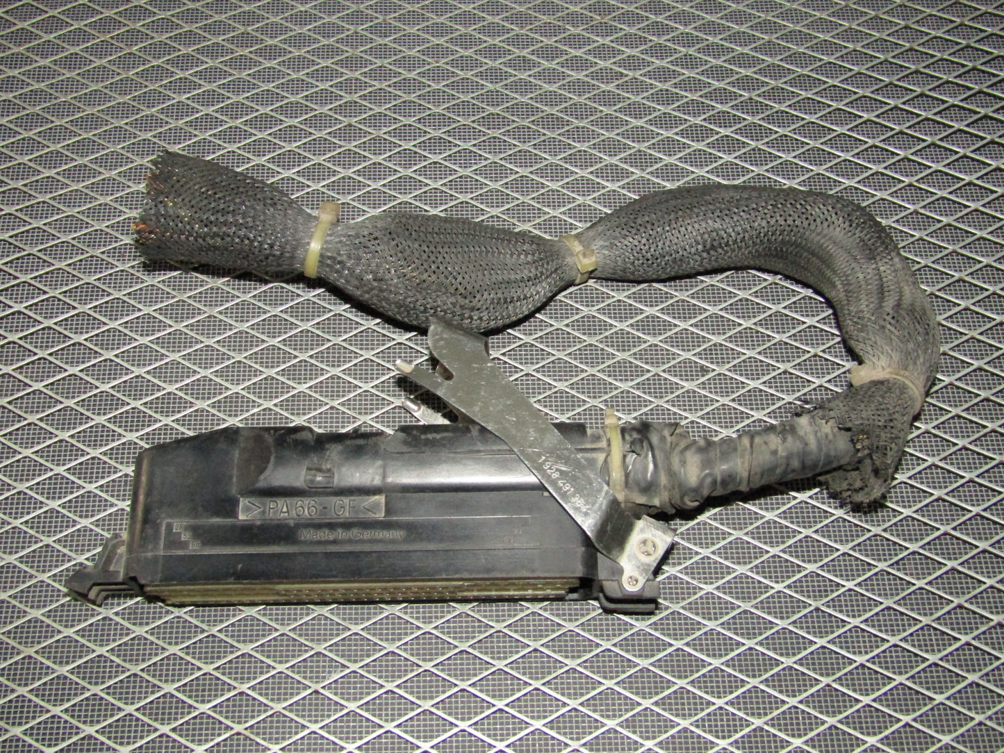 92 93 94 95 BMW 325 OEM TCM A/T Transmission Computer Pigtail Harness