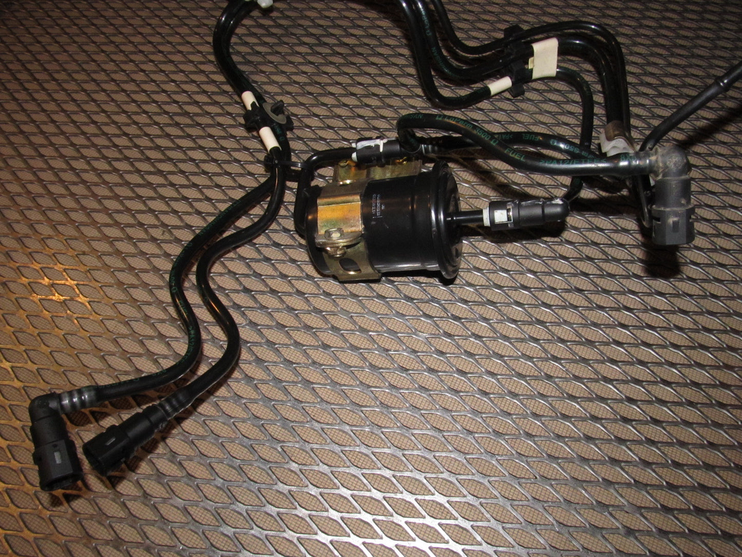 99 00 Mazda Miata OEM Gas Tank Fuel Filter Line Assembly