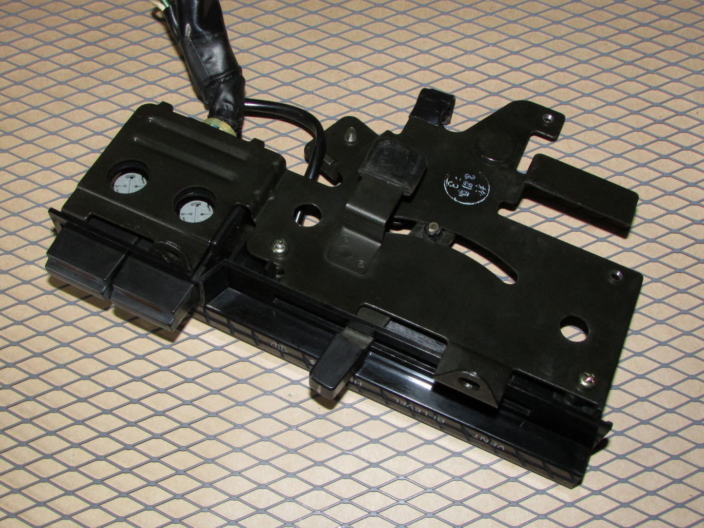 84 85 Mazda RX7 OEM Hvac A/C Heater Manual Climate Control Unit