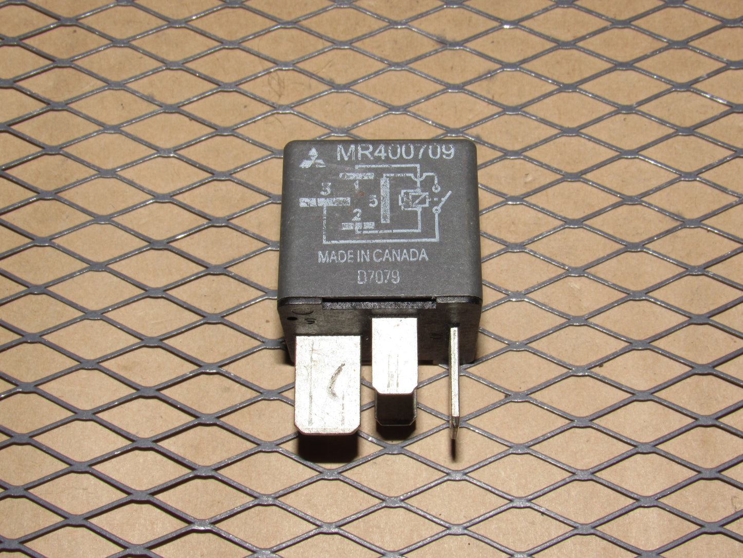 Mitsubishi Relay MR400709