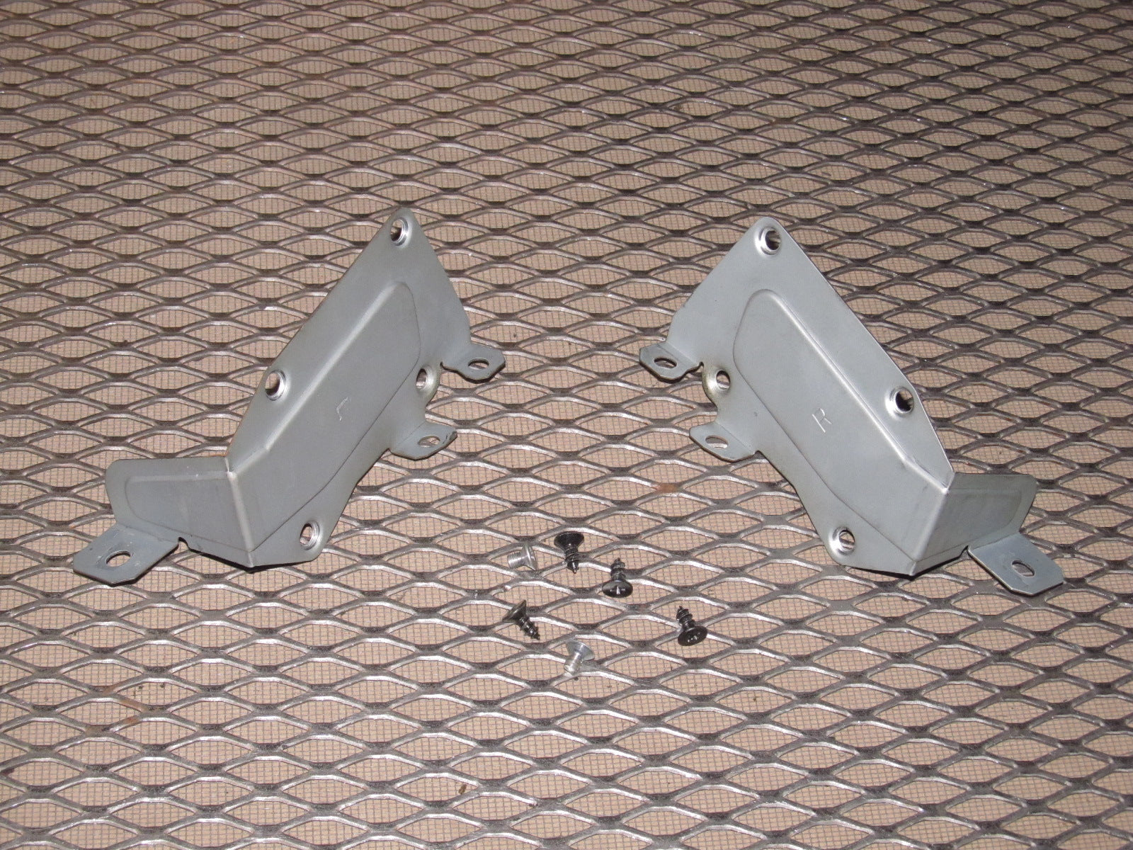 90-96 Nissan 300zx OEM Radio Stereo Mounting Bracket
