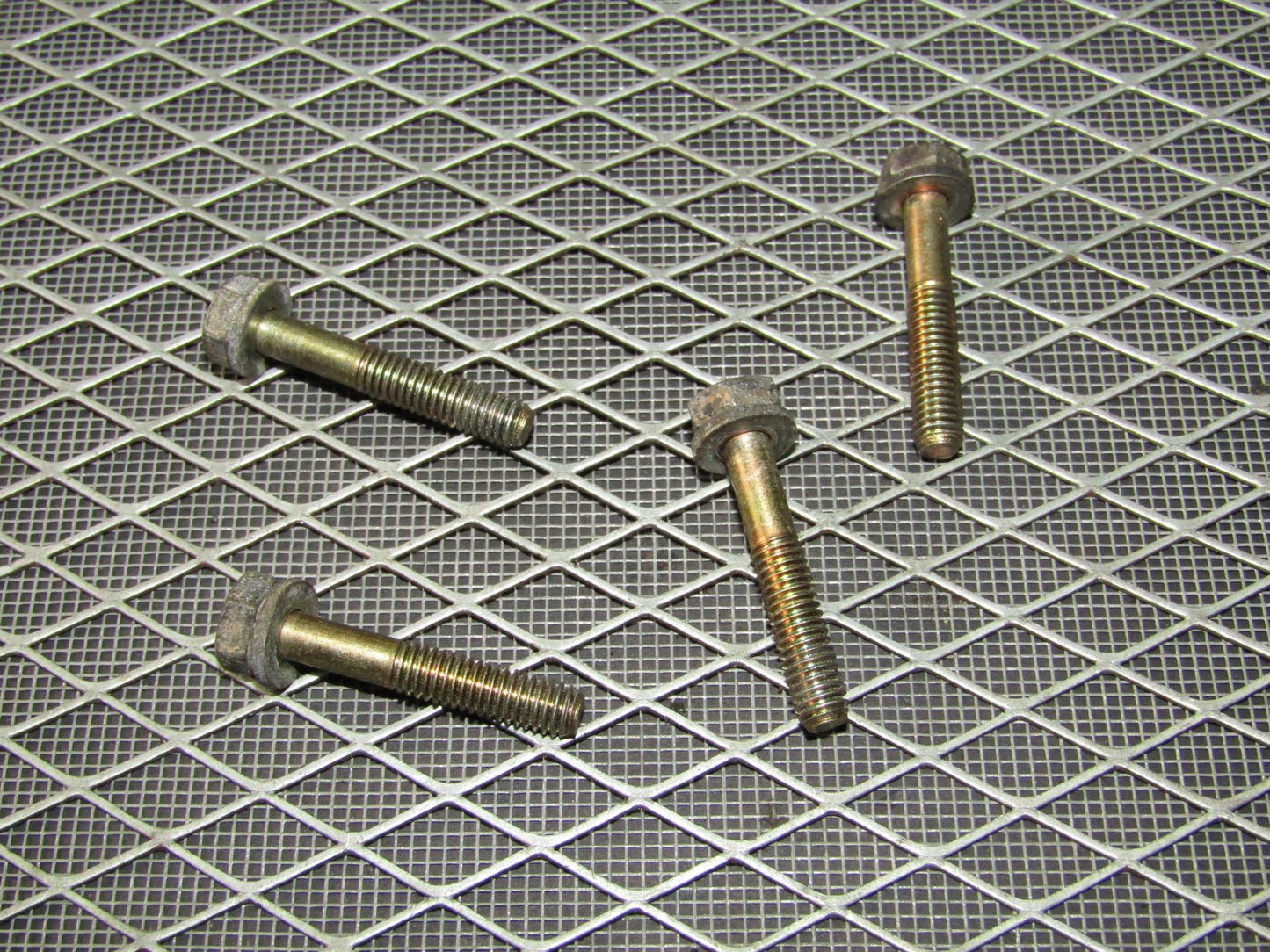 92 93 94 95 BMW 325 OEM Throttle Body Mounting Bolt