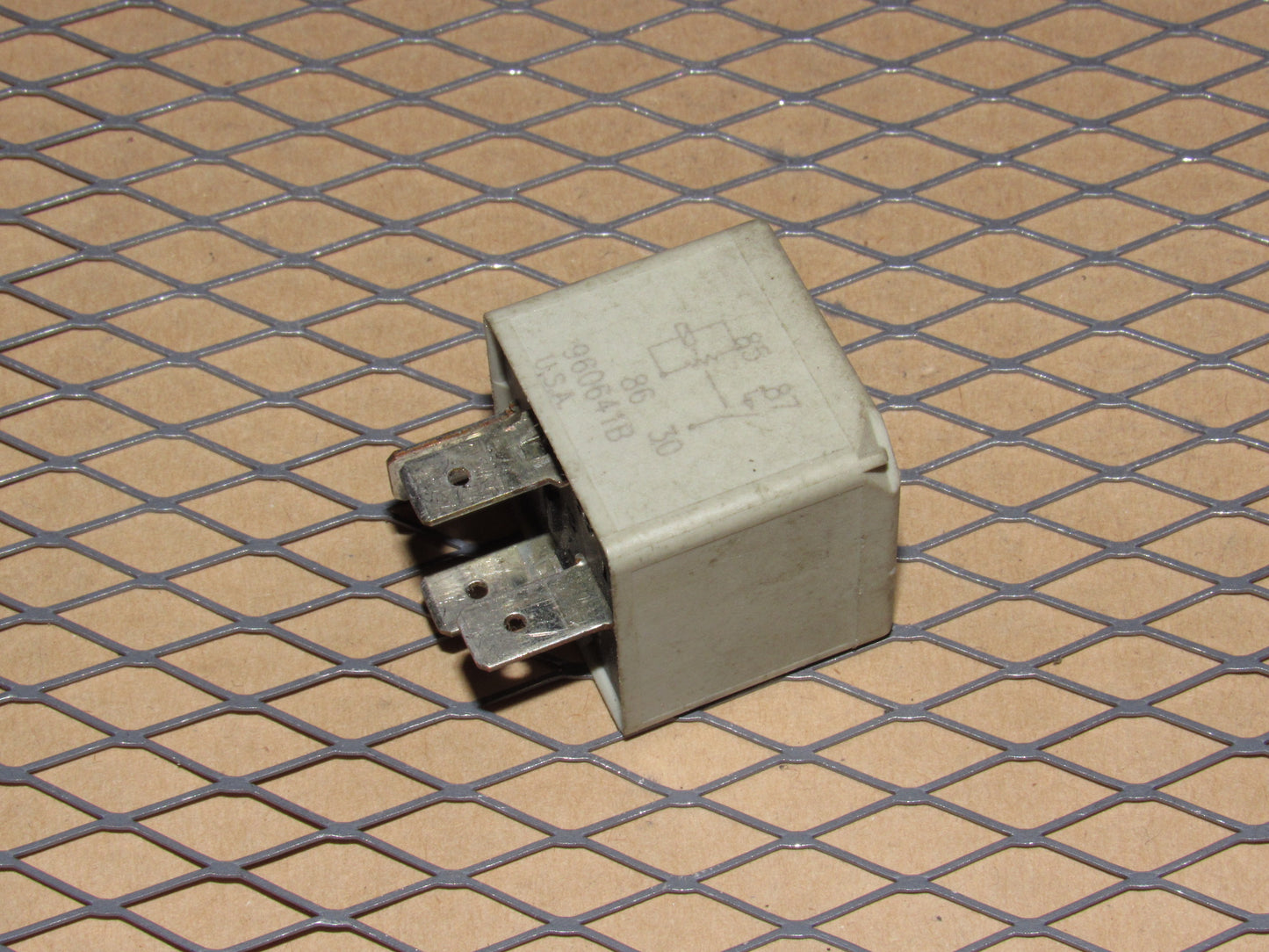 Dodge Relay 2687823 / 72472