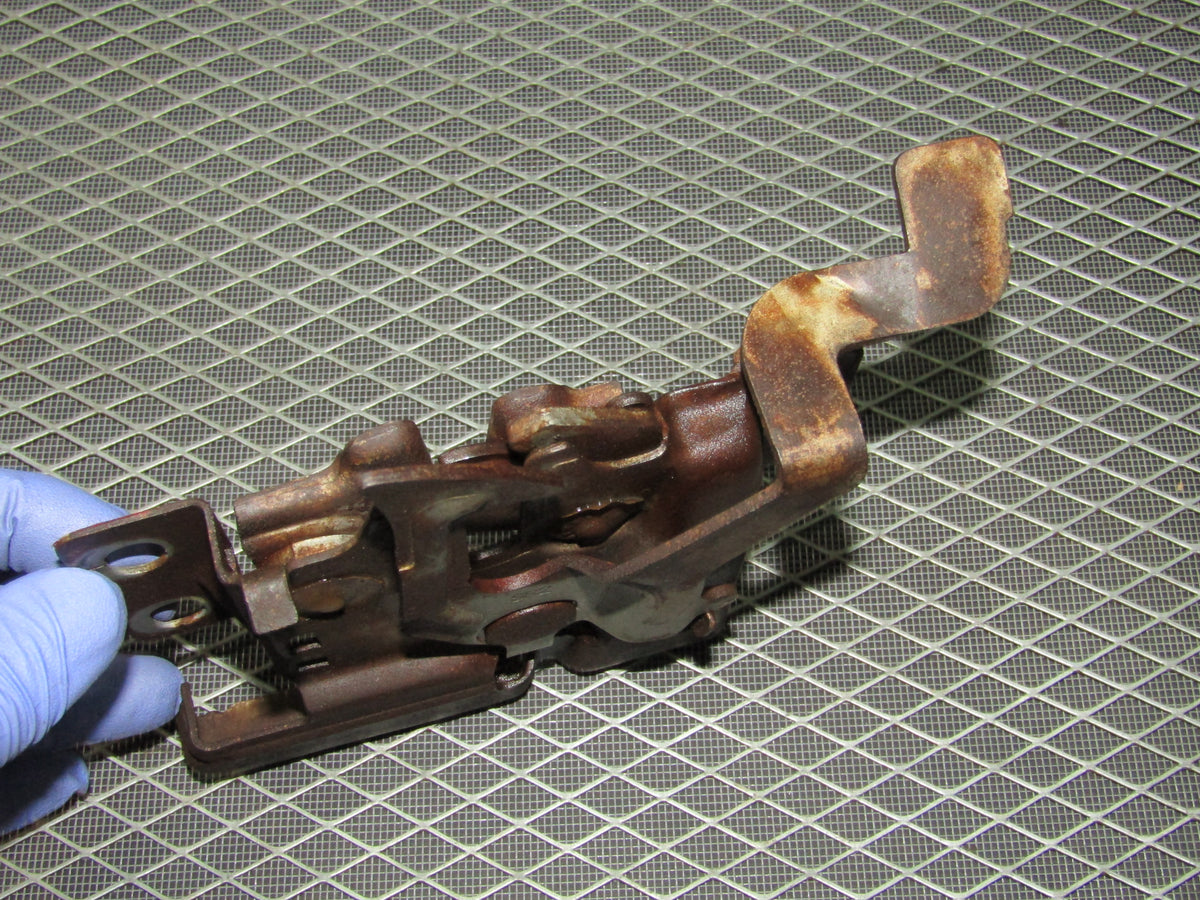 93 94 95 96 97 Honda Del Sol OEM Hood Latch