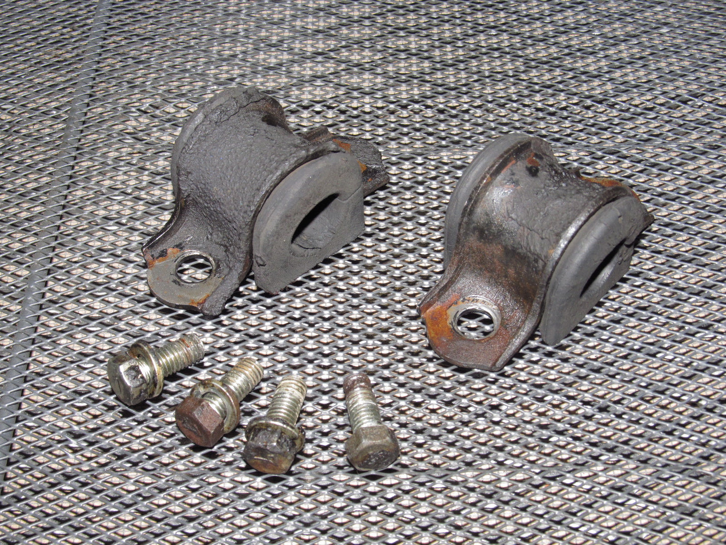 72 73 Datsun 240z OEM Front Stabilizer Mount - Set