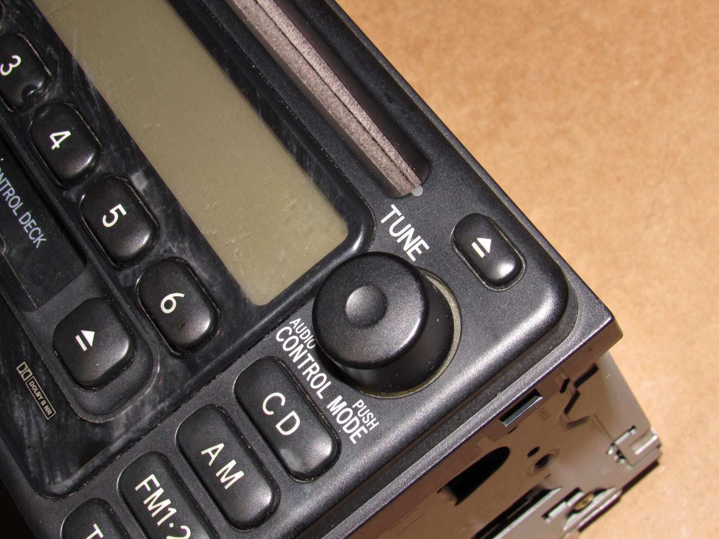 01 02 03 Toyota Rav4 OEM Stereo AM FM Radio CD & Cassette Player Unit