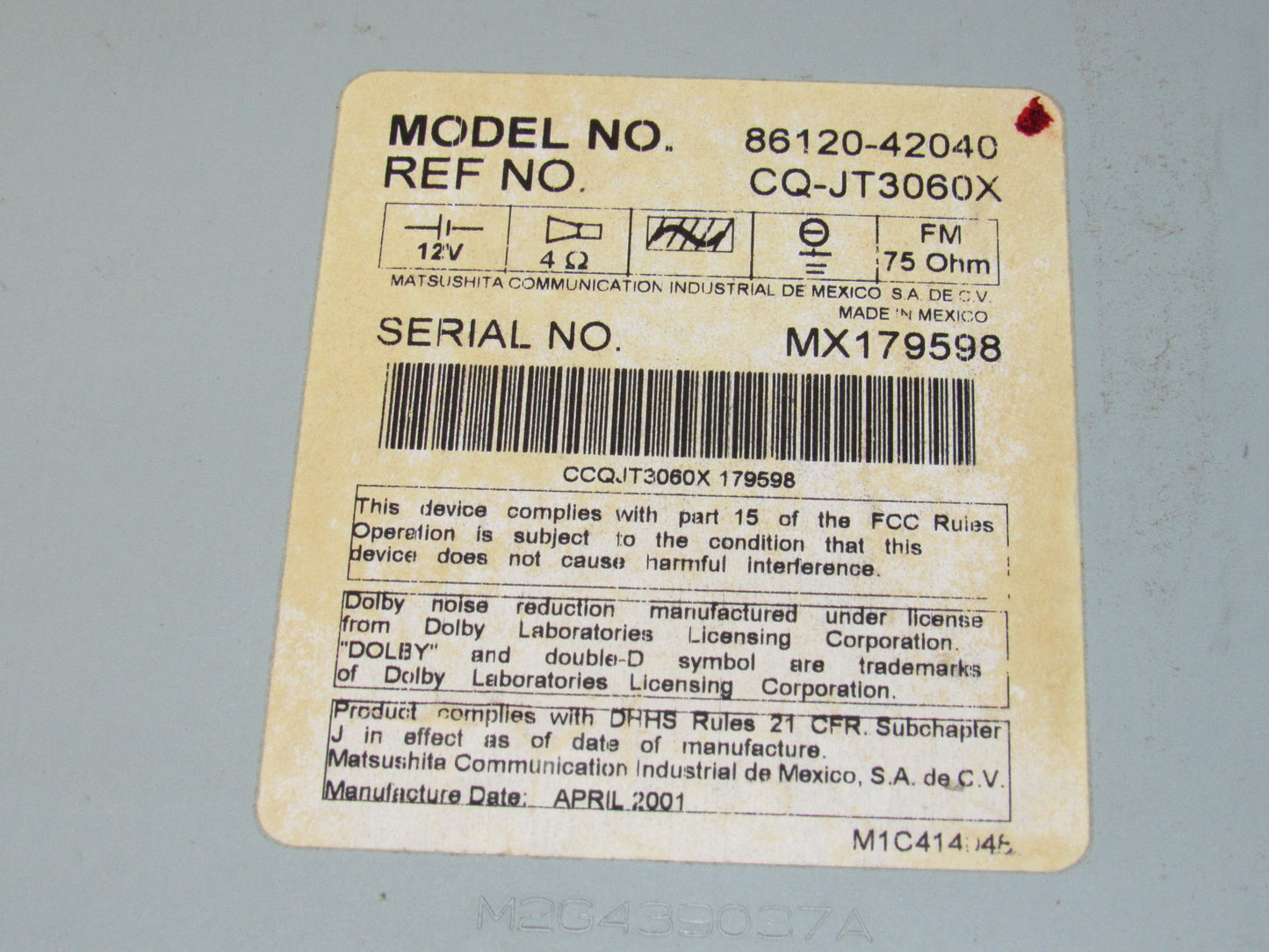 01 02 03 Toyota Rav4 OEM Stereo AM FM Radio CD & Cassette Player Unit