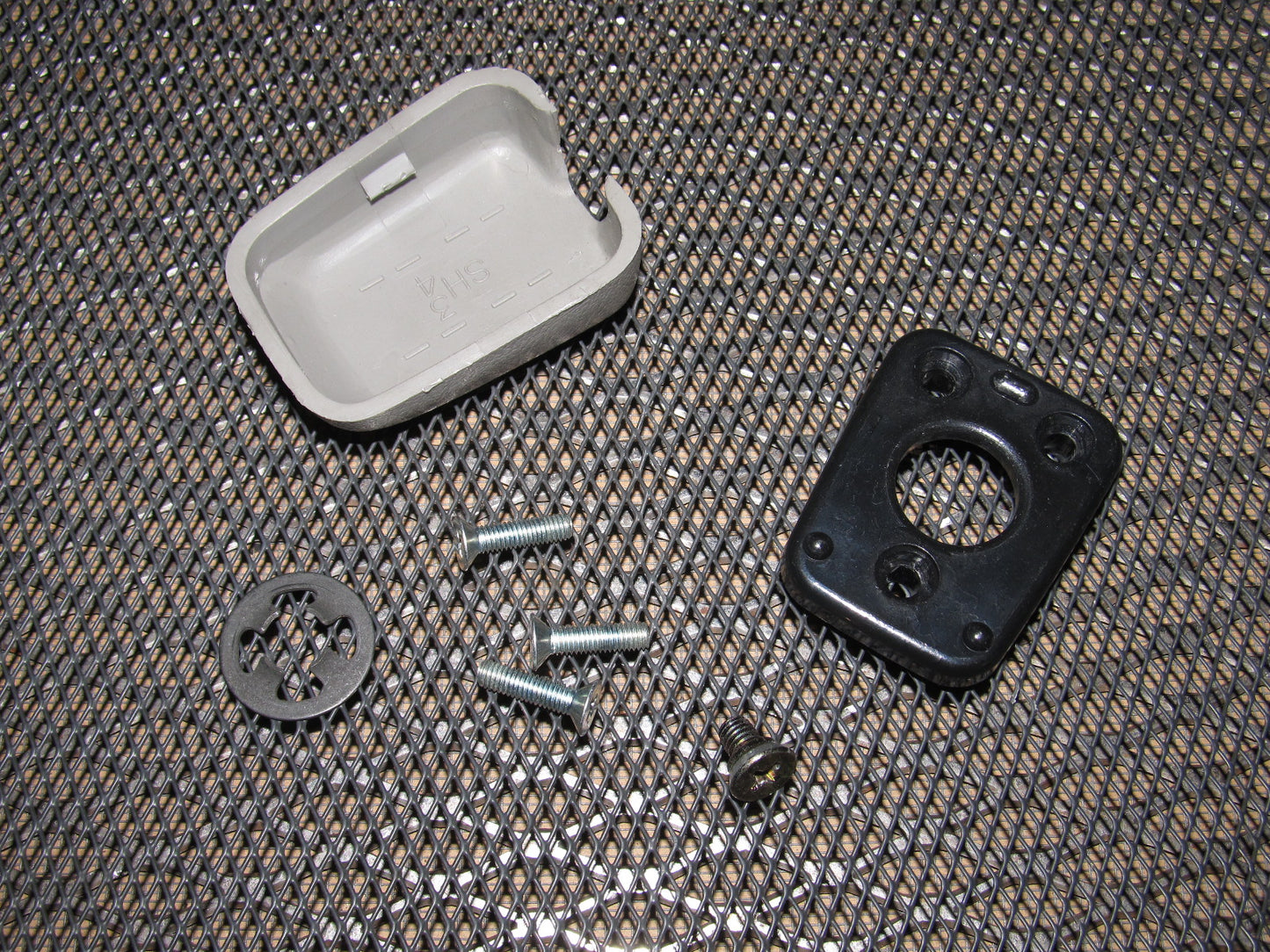 94-01 Acura Integra OEM Interior Mirror Mounting Bracket & Cover