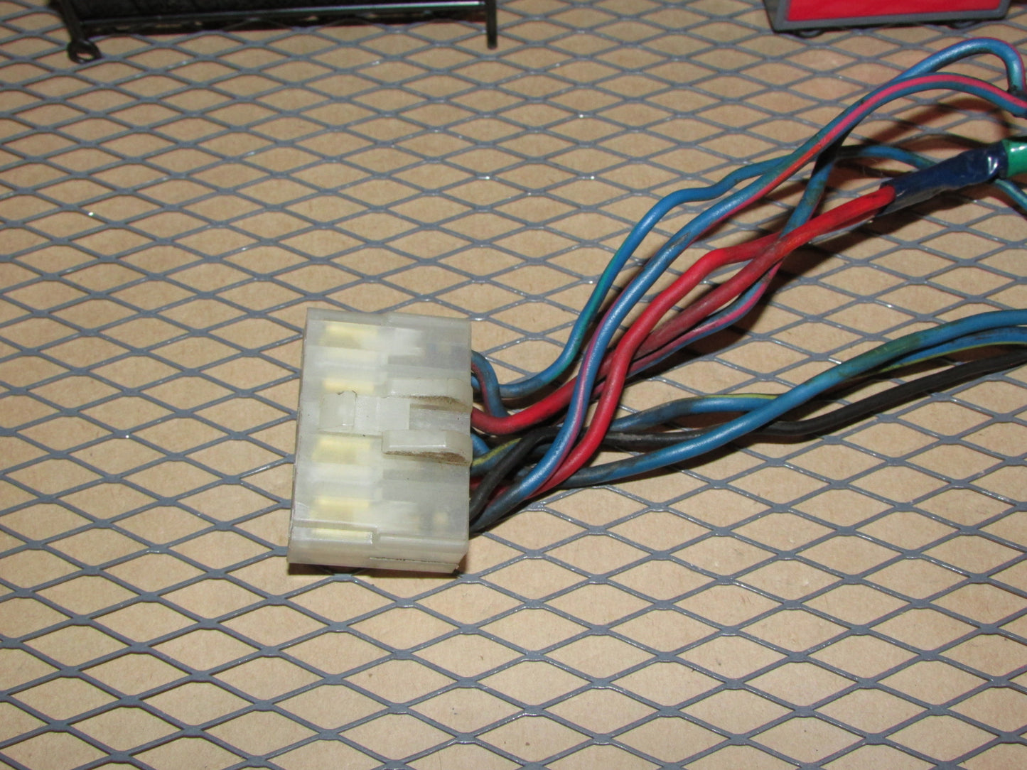 81 82 83 84 85 Mazda RX7 OEM Auto Power Antenna Relay Pigtail Harness