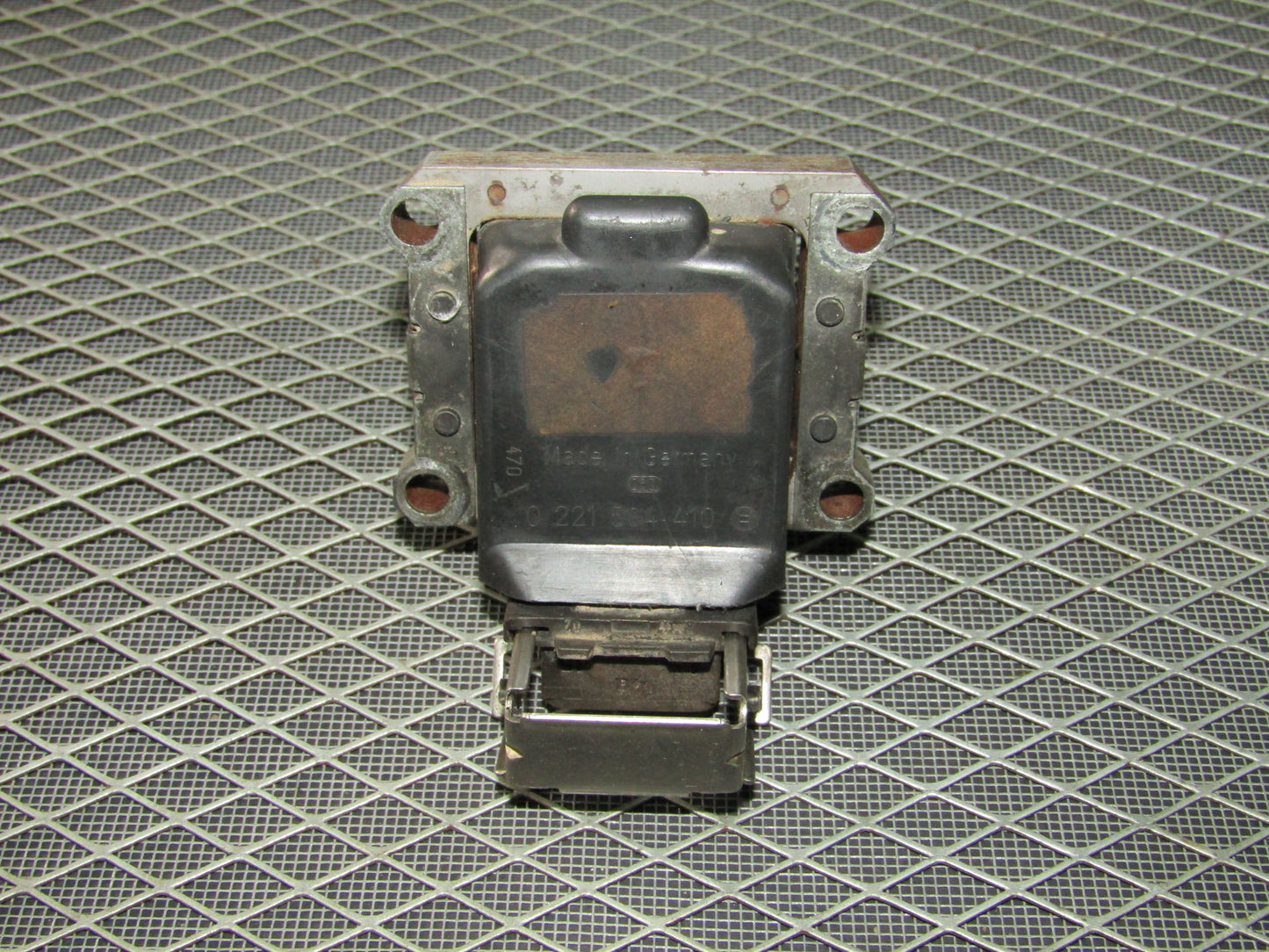 92 93 94 95 BMW 325 OEM Ignition Coil - 2.5L