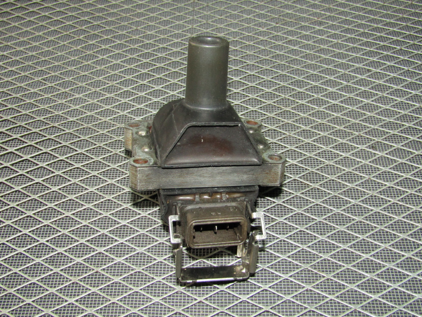 92 93 94 95 BMW 325 OEM Ignition Coil - 2.5L