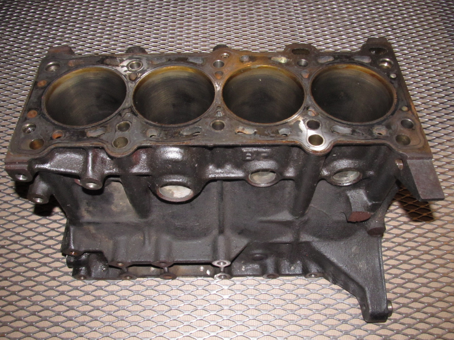 99 00 Mazda Miata OEM 1.8L Engine Cylinder Block