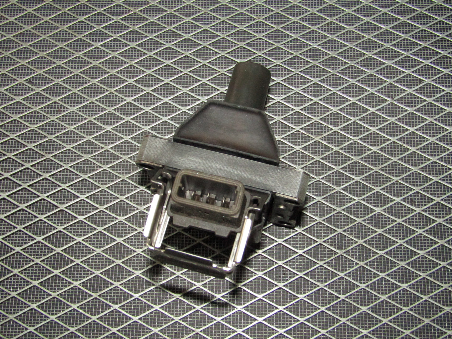 92 93 94 95 BMW 325 OEM Ignition Coil - 2.5L