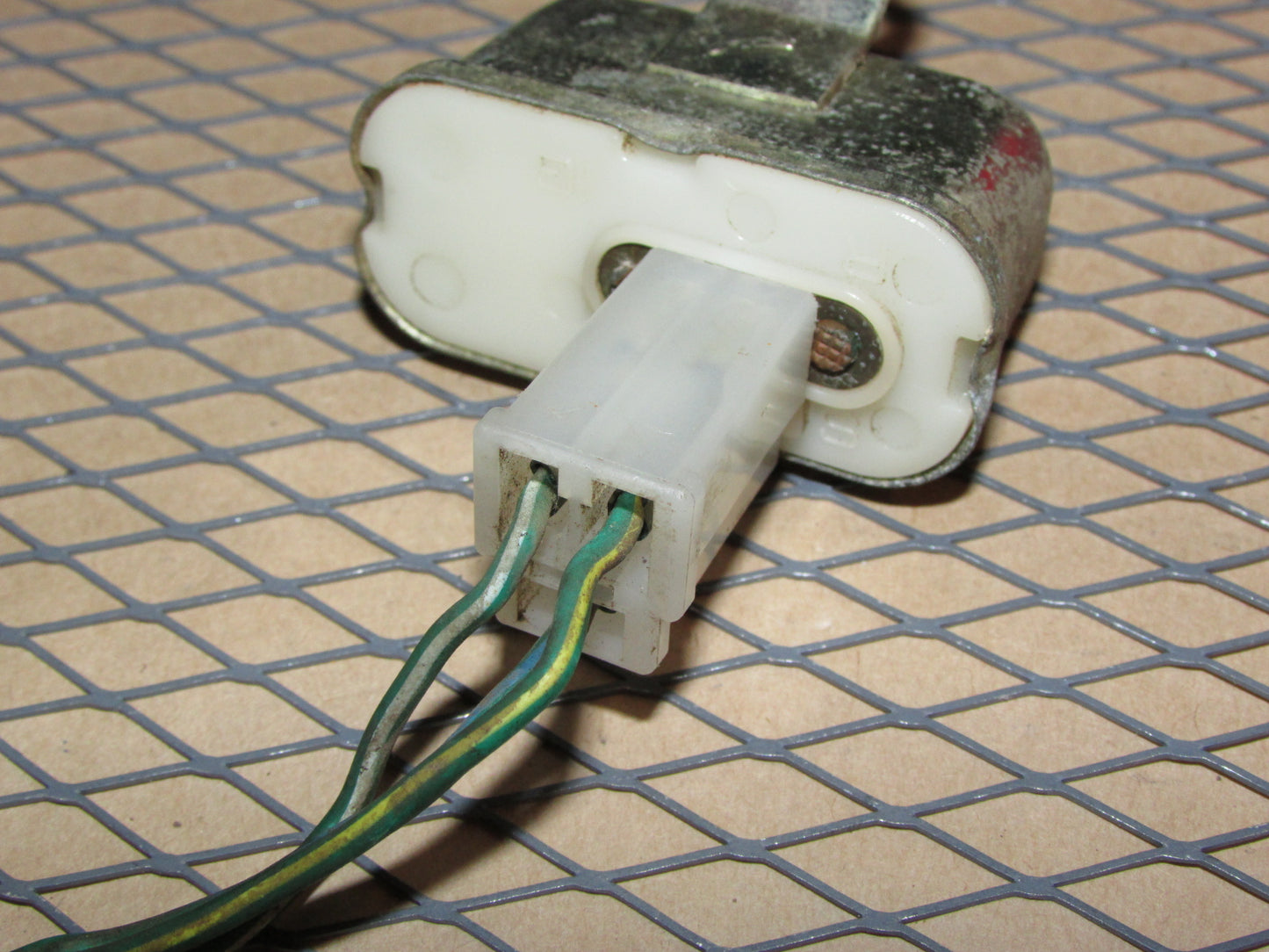 81 82 83  Mazda RX7 OEM Horn Relay Pigtail Harness