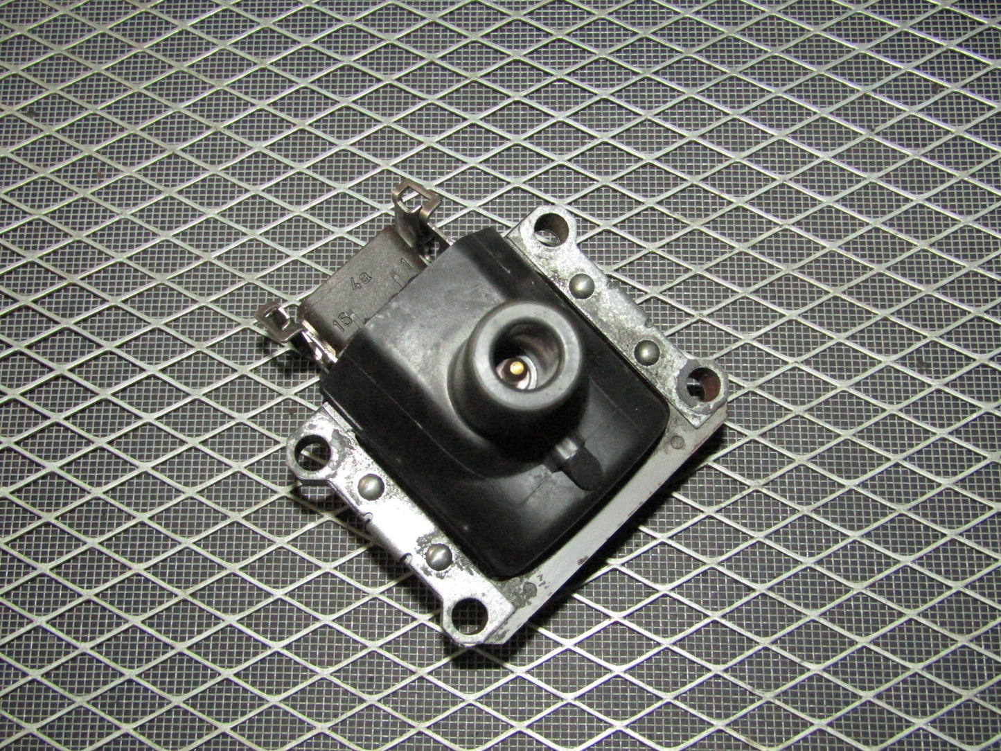 92 93 94 95 BMW 325 OEM Ignition Coil - 2.5L