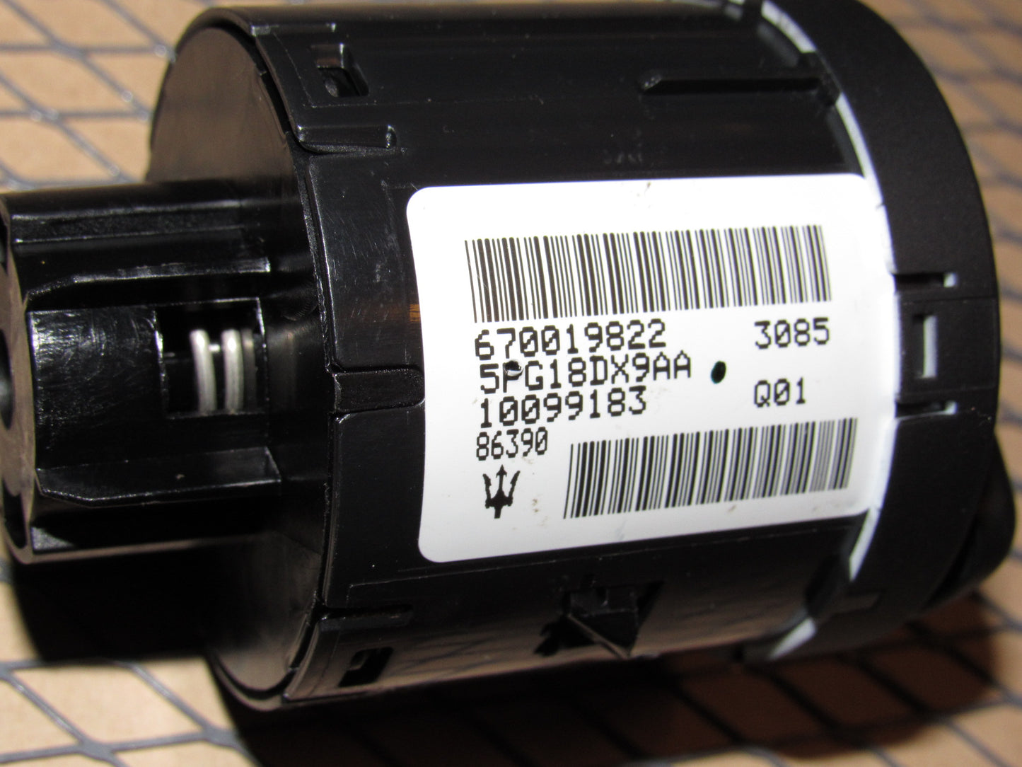 14-22 Maserati Quattroporte OEM Headlight Switch