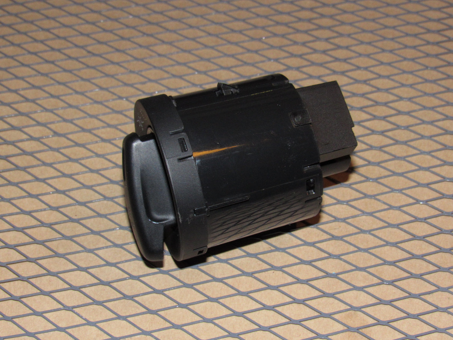 14-22 Maserati Quattroporte OEM Headlight Switch