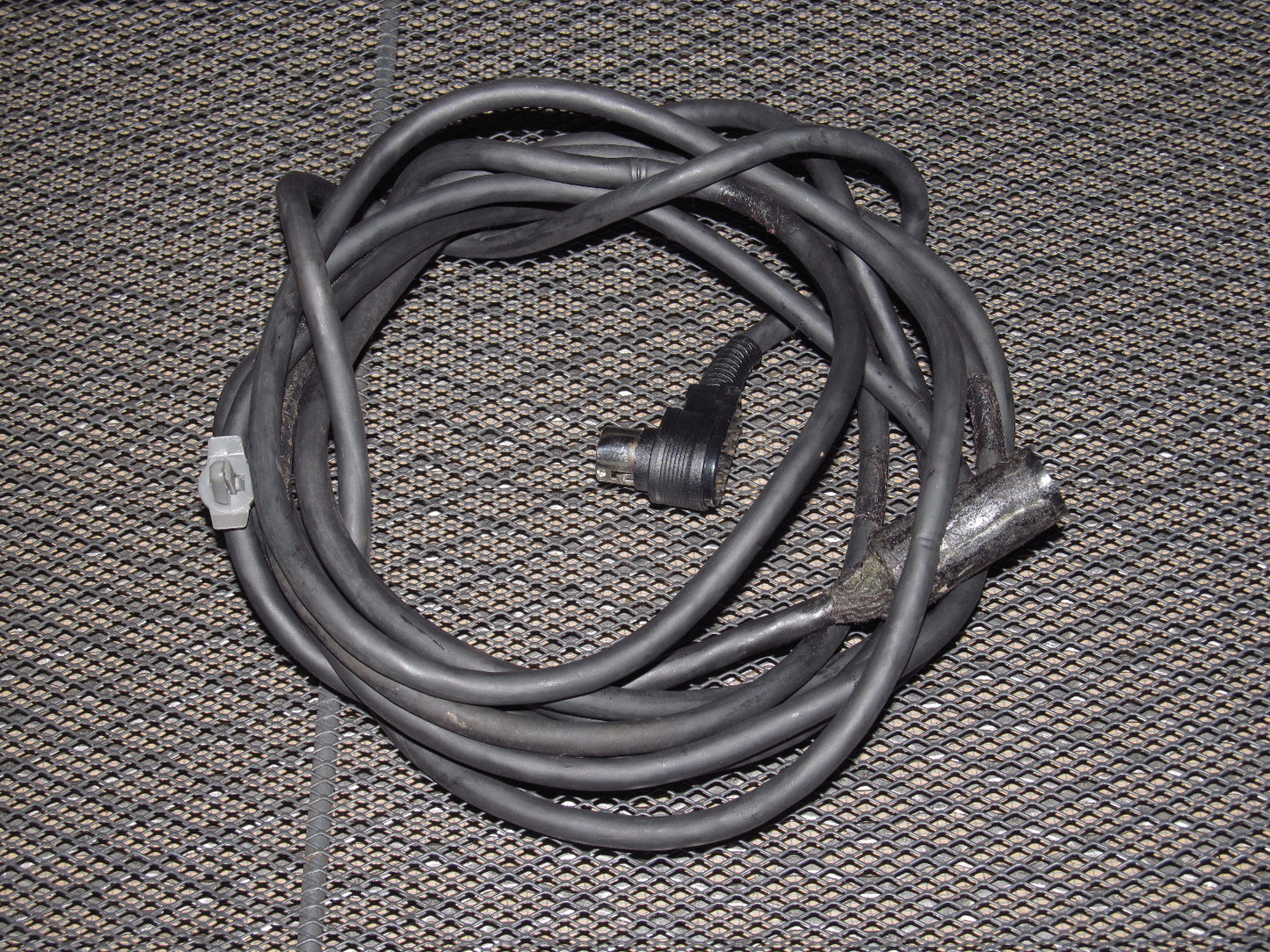 94 95 96 97 Mitsubishi 3000GT OEM CD Changer Signal Cable