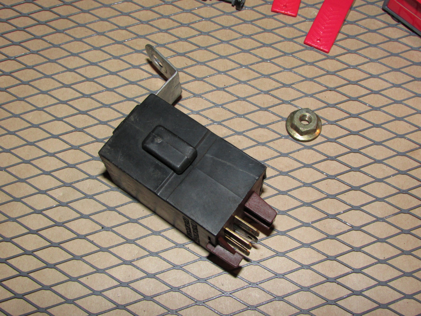 81 82 83 84 85 Mazda RX7 OEM BA01 Check Lamp Relay