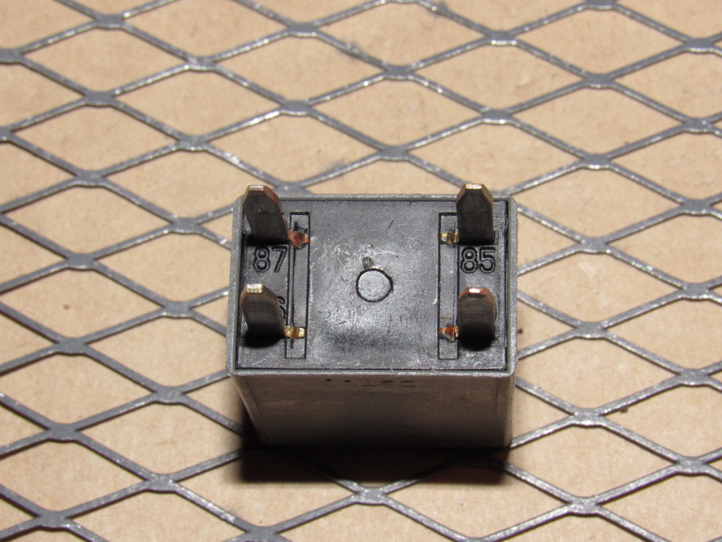 Hyundai Relay 95220-38000